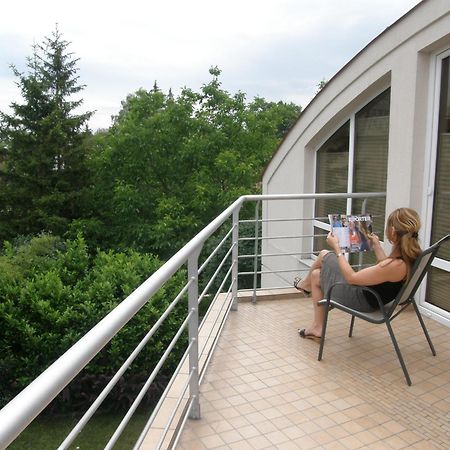 Hotel Promedicum Panzio Veszprém Esterno foto