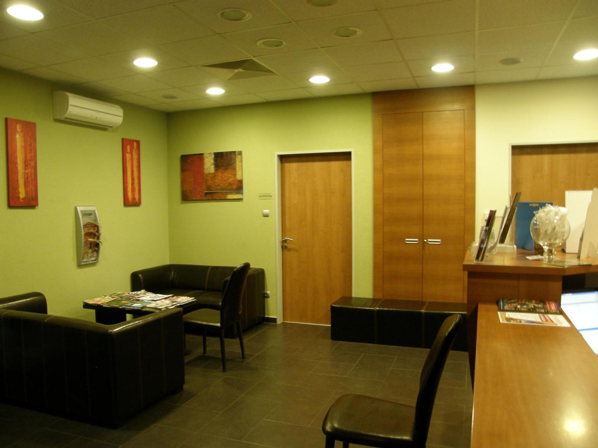 Hotel Promedicum Panzio Veszprém Esterno foto